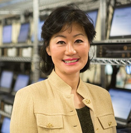 Thai Lee, head of largest minority- and woman-owned business in U.S. honored Thai Lee, head of largest minority- and woman-owned business in U.S. honored