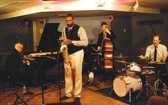 Eric Jackson hosts joyful jazz celebration at Regattabar
