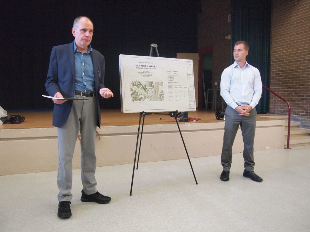 Proposed 41-unit building draws fire from Rox. residents