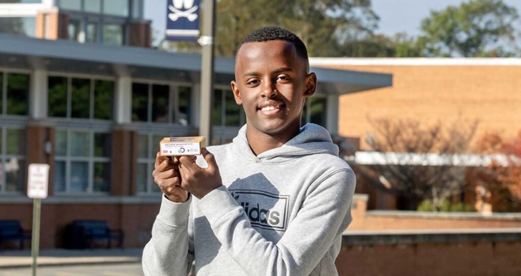 Meet the Black teenager fighting cancer — with the soap he invented