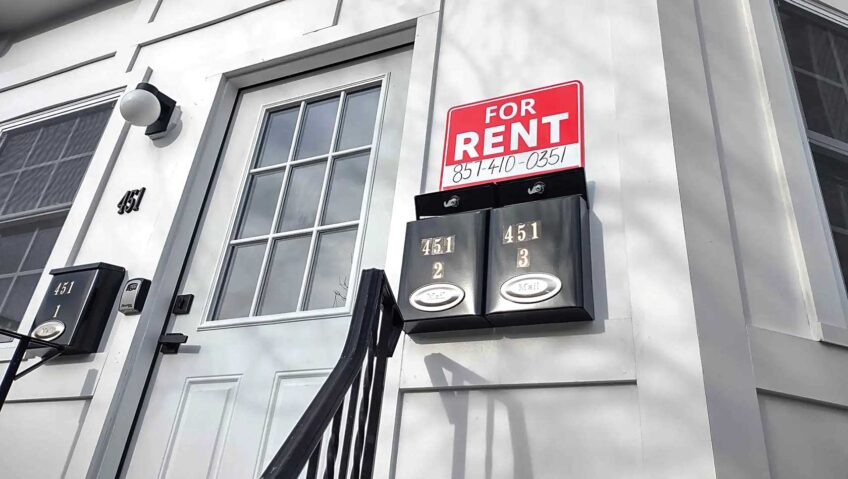 Mandatory broker’s fees are now banned. Here’s what to expect