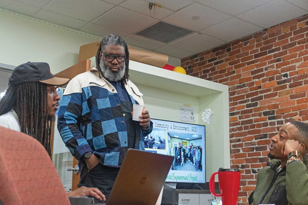 Encyclopedia Climatica: What is an environmental justice community?